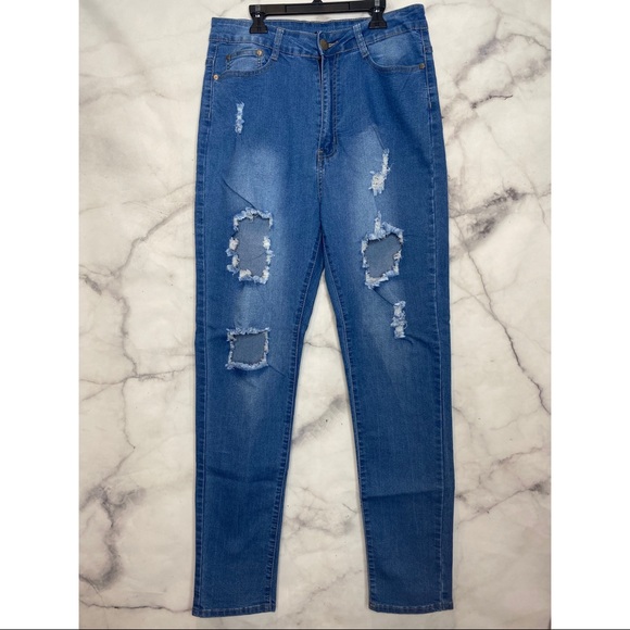 FASHION NOVA BOB JEANS DISTRESSED 1X Like New